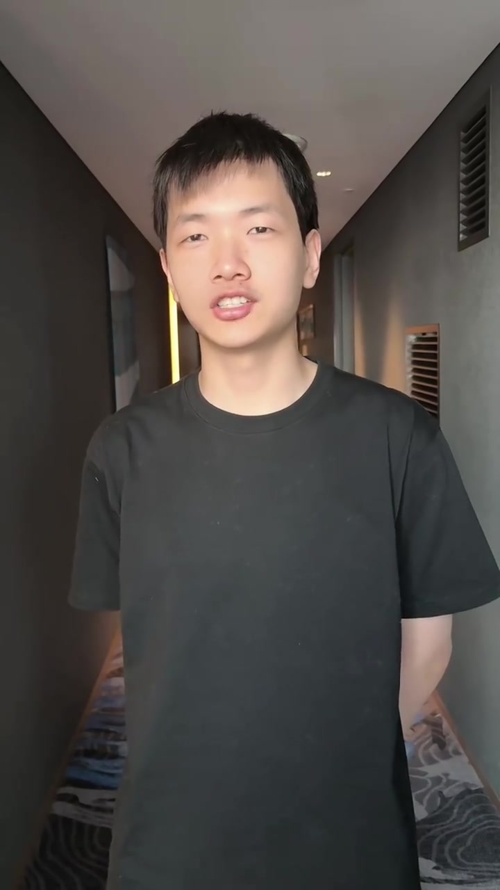 金年会金字招牌信誉至上Creme：今天是来到首尔的第二天，接着训练加油！