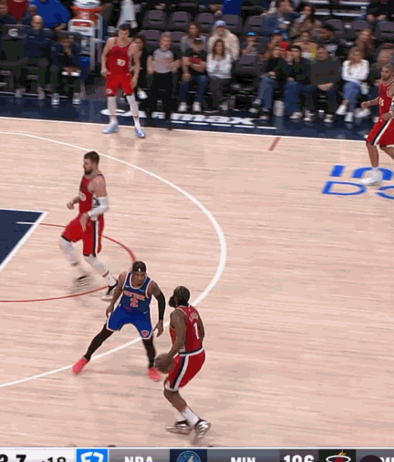 金年会金字招牌信誉至上哈登撤步绝妙助攻祖巴茨 鲍尔默在场边紧闭双眼&鼓掌享受👏