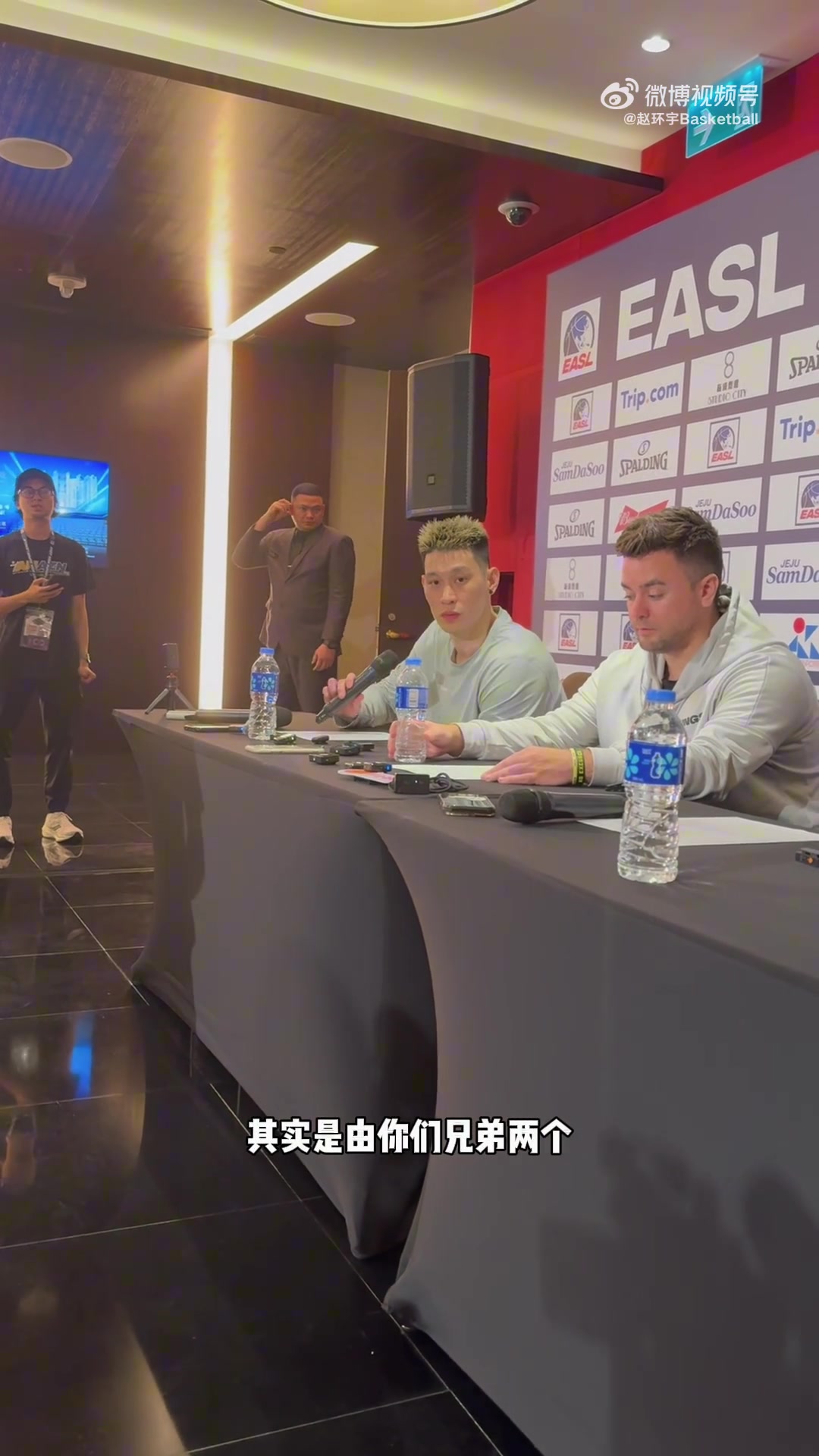 金年会金字招牌信誉至上林书豪谈兄弟带队逆转：很高兴能跟书纬搭档 他做决定&传球比我强