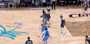 金年会金字招牌诚信至上防守→得分！华盛顿大帽鲍威尔三分球 得球反击造犯规两罚全中