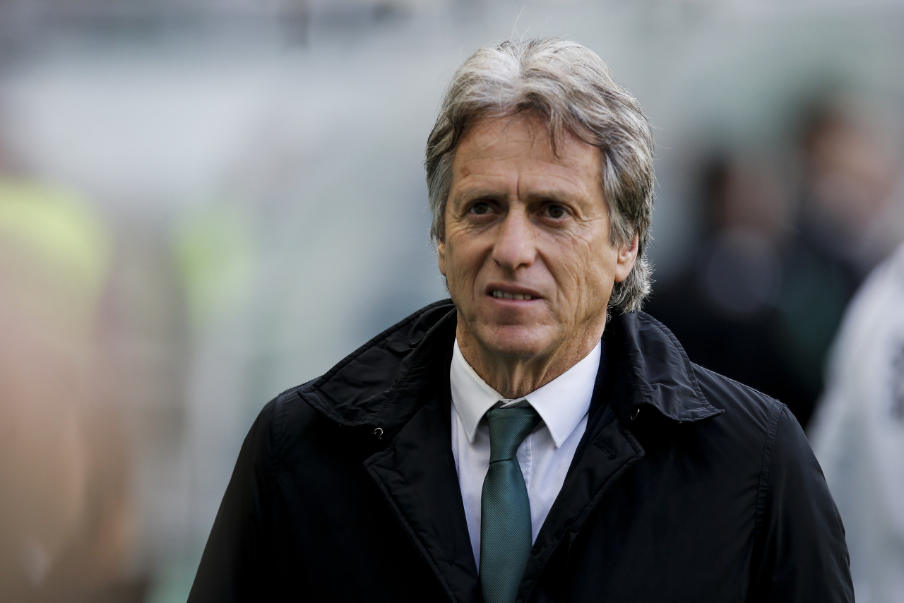 jinnianhui金年会记者：利雅得新月决定暂时让热苏斯留任，董事会正在评估情况