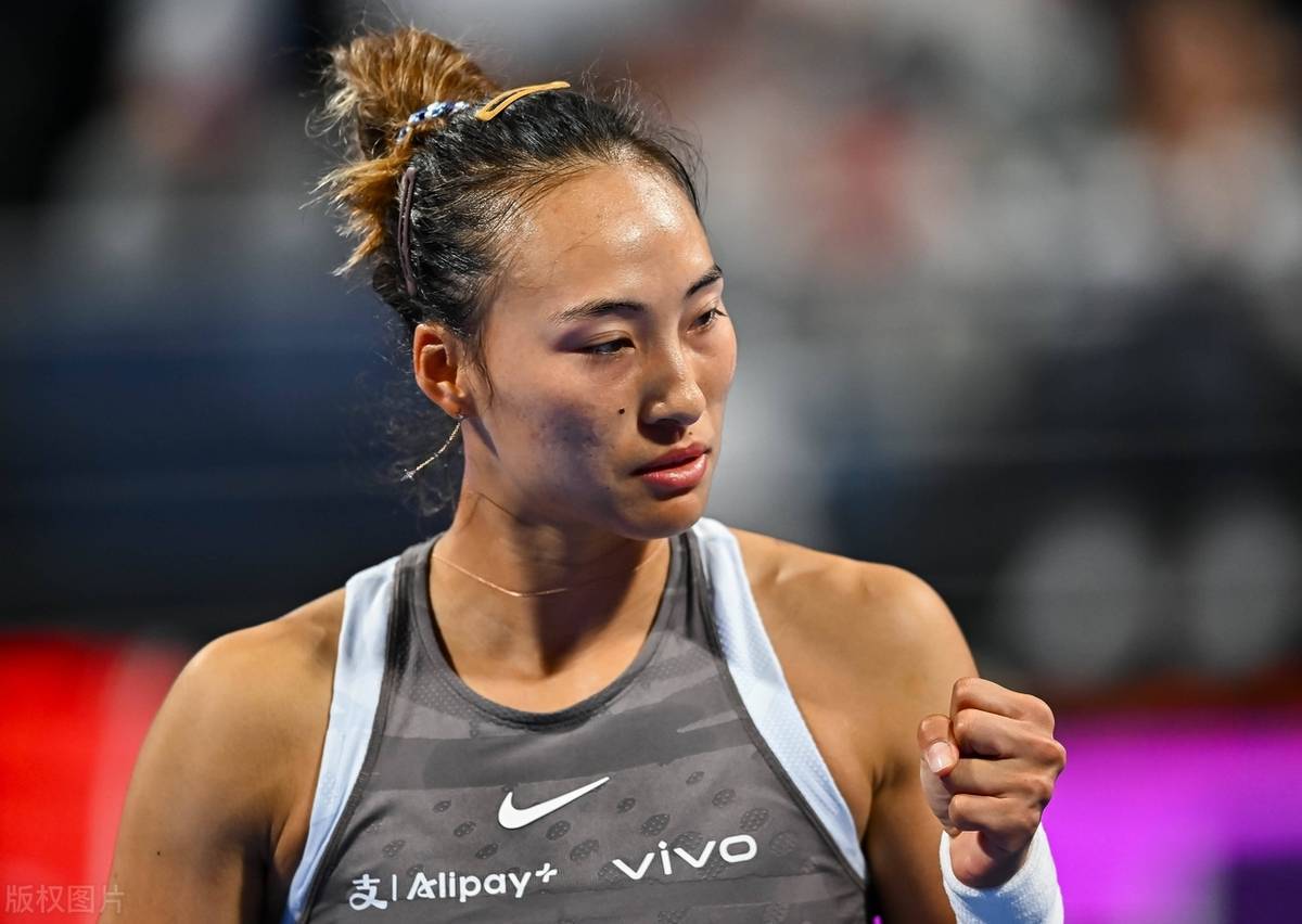 1-2！大满贯冠军首轮出局：爆冷一轮游被淘汰，郑钦文下下签