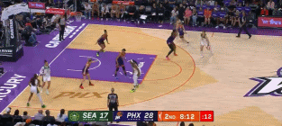 金年会开启新篇章！李月汝顺下接球轻松上篮得手 拿到自己风暴队首分