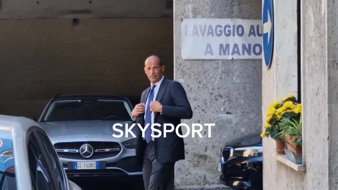 金年会金字招牌诚信至上静待官宣，阿莱格里被拍到现身米兰签约，弗拉尼&斯卡罗尼也在场